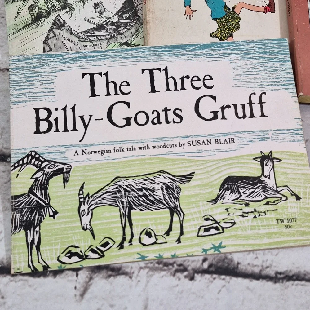 Vintage SBS Scholastic Book Service Books Lot Of 8 Kids Softcovers 60's 70's